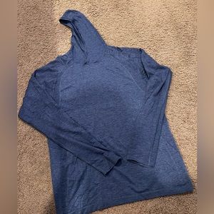 Lululemon Metal vent hoodie size large blue